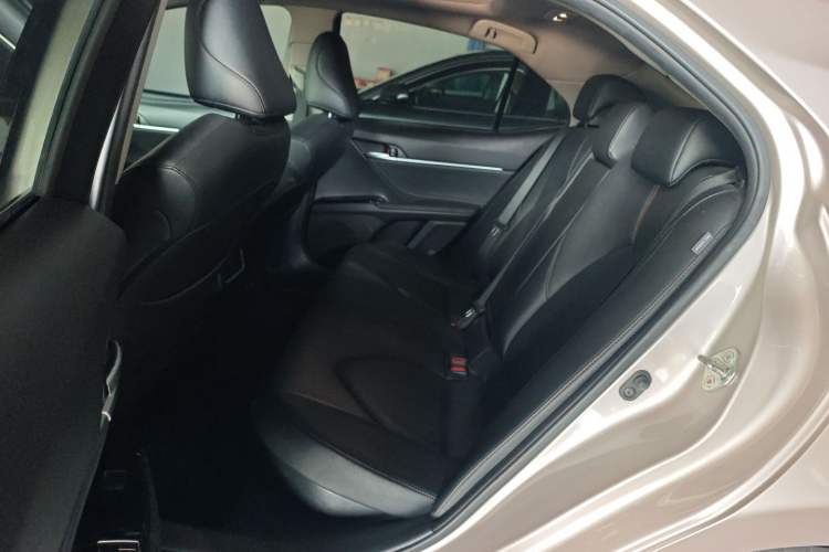Used Toyota Camry 2021 Dual-Motor 2.5HG Luxury Edition Interior 2