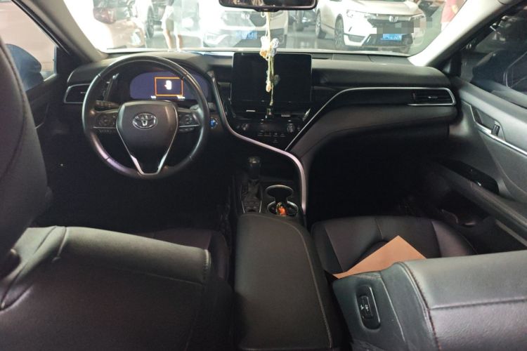Used Toyota Camry 2021 Dual-Motor 2.5HG Luxury Edition Interior 3