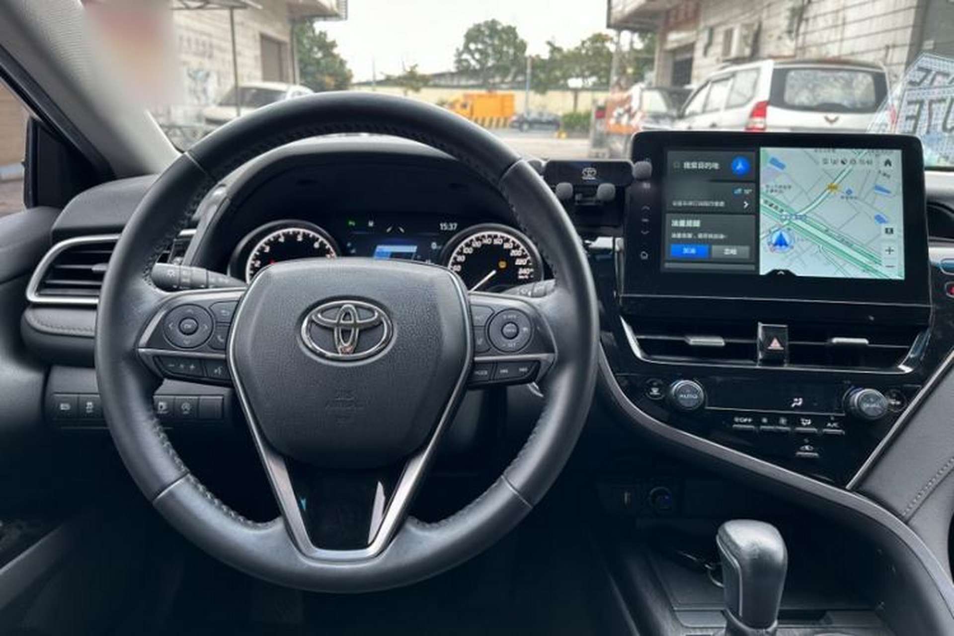 Used Toyota Camry 2021 2.0G Luxury Edition Interior 3