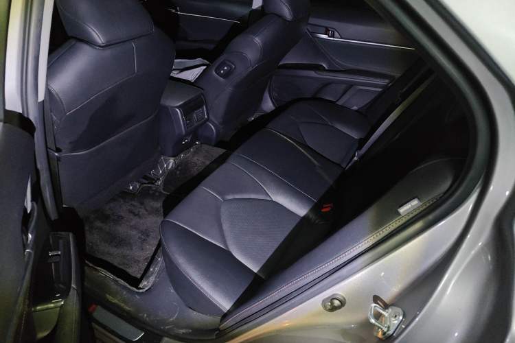 Used Toyota Camry 2021 2.5G Luxury Edition Interior 4