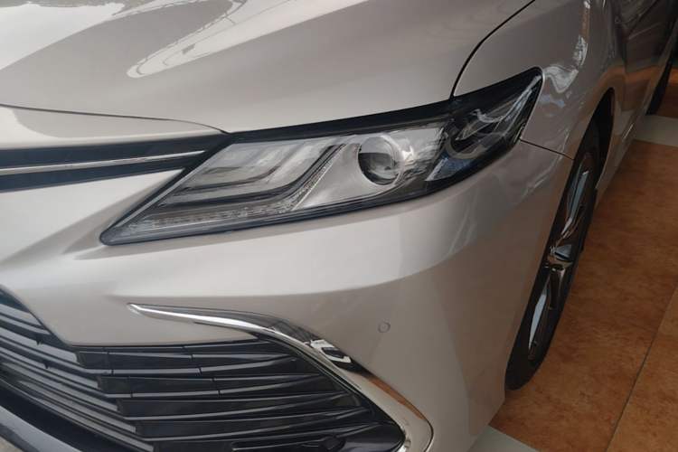 Used Toyota Camry 2021 2.5G Luxury Edition Left Front Headlight