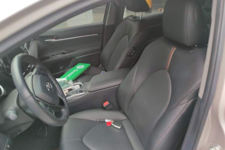 Used Toyota Camry 2021 2.0G Luxury Edition Left Front Seat