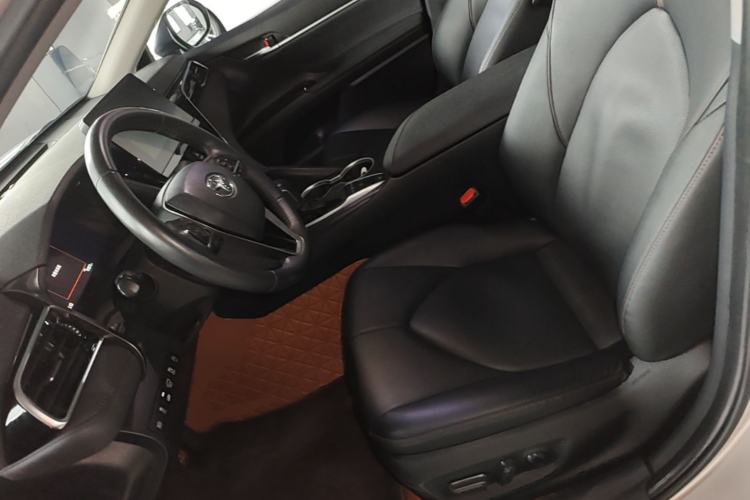 Used Toyota Camry 2021 2.5G Luxury Edition Left Front Seat