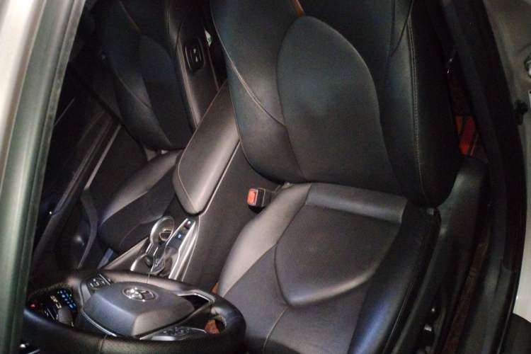 Used Toyota Camry 2021 2.0G Luxury Edition Left Front Seat