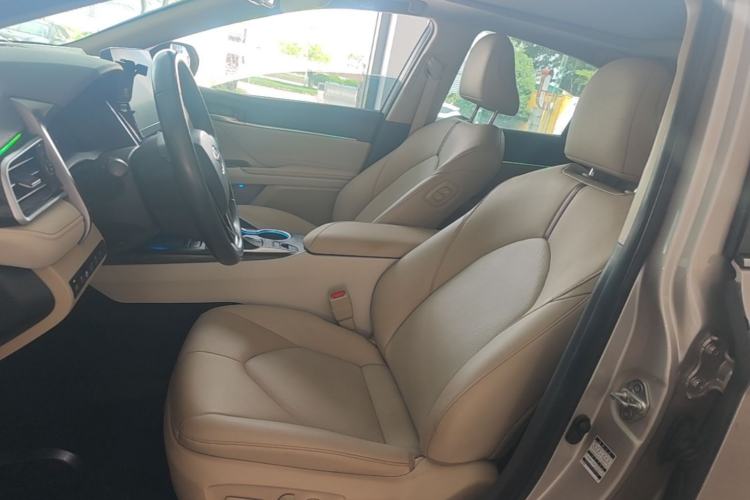 Used Toyota Camry 2021 2.5G Luxury Edition Left Front Seat