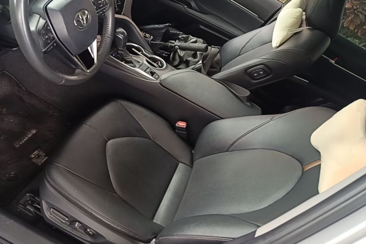 Used Toyota Camry 2021 2.0G Luxury Edition Left Front Seat