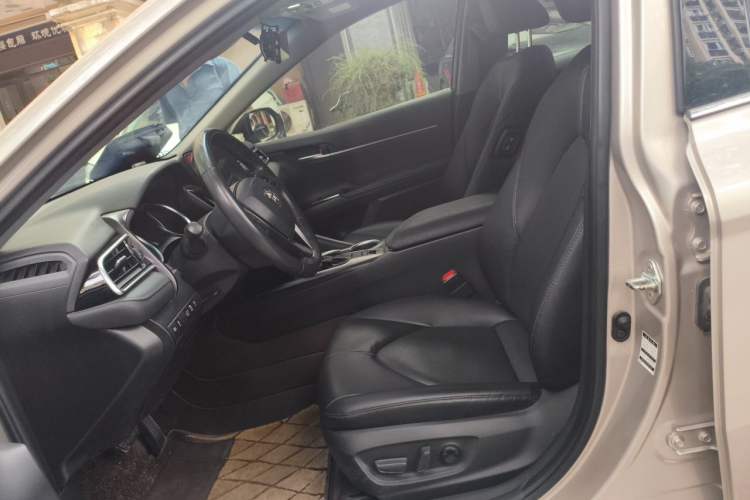 Used Toyota Camry 2021 2.0G Luxury Edition Left Front Seat