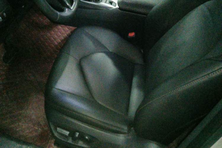 Used Toyota Camry 2021 2.5G Luxury Edition Left Front Seat