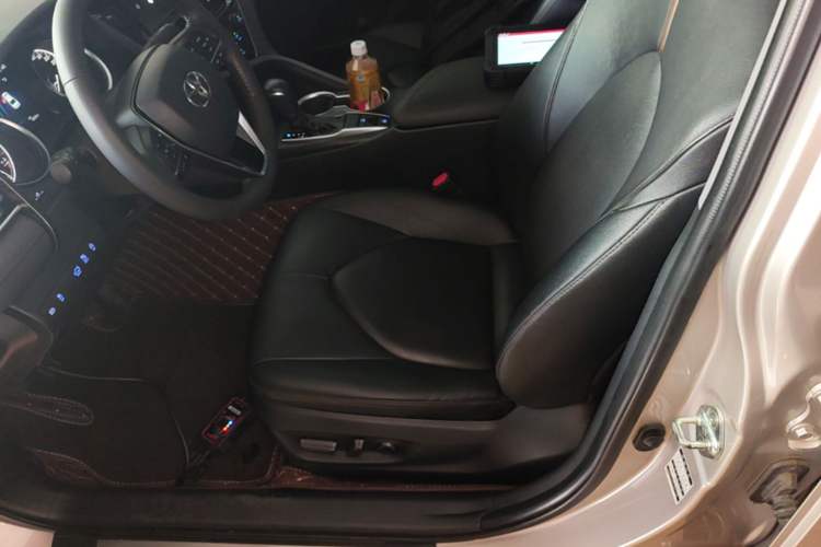 Used Toyota Camry 2021 2.0G Luxury Edition Left Front Seat
