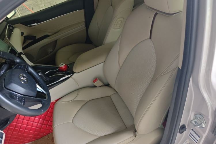 Used Toyota Camry 2021 2.0G Luxury Edition Left Front Seat