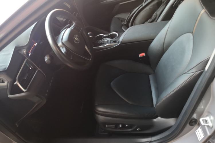 Used Toyota Camry 2021 2.5G Luxury Edition Left Front Seat