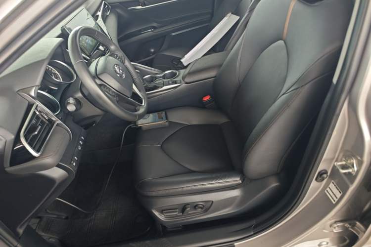 Used Toyota Camry 2021 2.0G Luxury Edition Left Front Seat