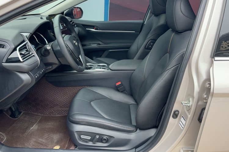 Used Toyota Camry 2021 2.0G Luxury Edition Left Front Seat