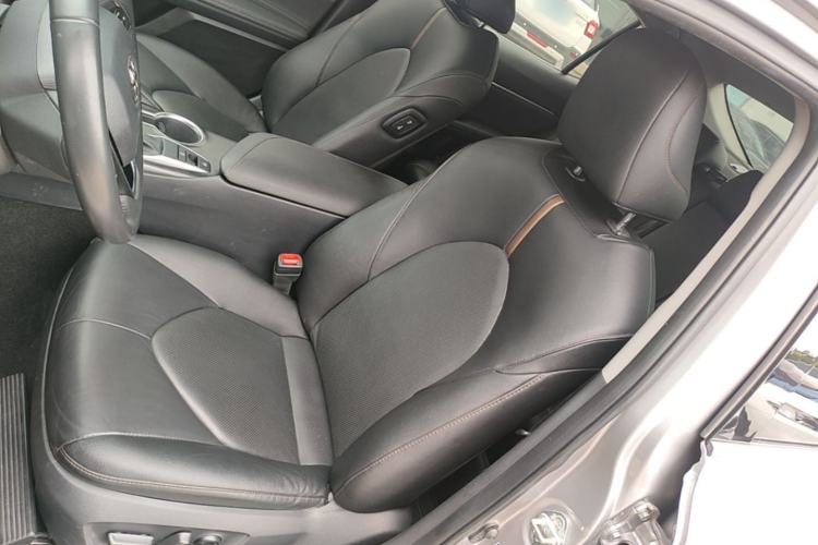 Used Toyota Camry 2021 2.0G Luxury Edition Left Front Seat