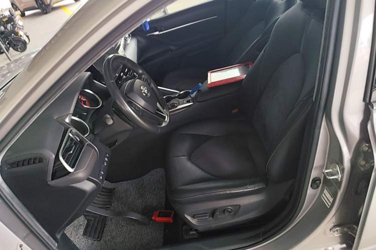 Used Toyota Camry 2021 2.0S FENGSHANG Edition Left Front Seat