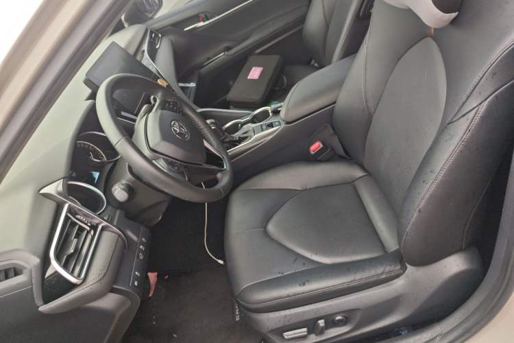 Used Toyota Camry 2021 2.0G Luxury Edition Left Front Seat