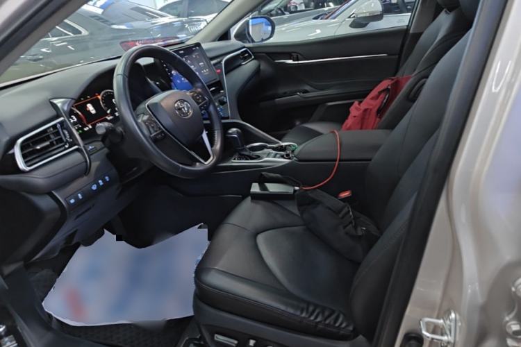 Used Toyota Camry 2021 2.5G Luxury Edition Left Front Seat
