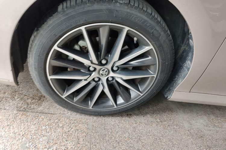 Used Toyota Camry 2021 2.5G Luxury Edition Left Front Wheel Hub
