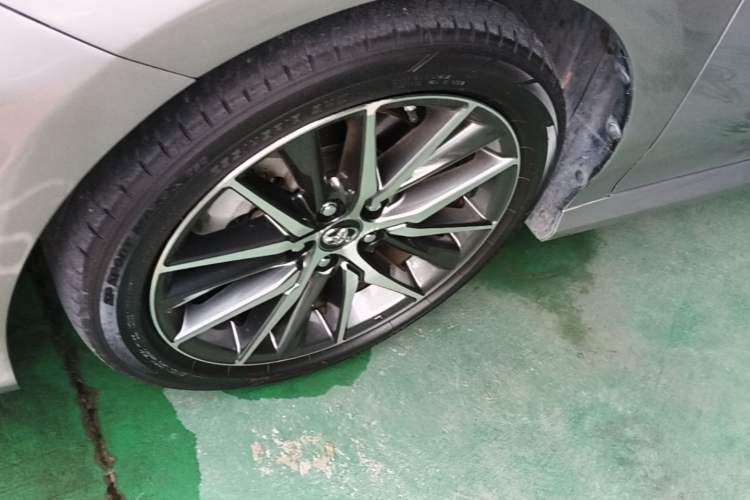 Used Toyota Camry 2021 2.5G Luxury Edition Left Front Wheel Hub