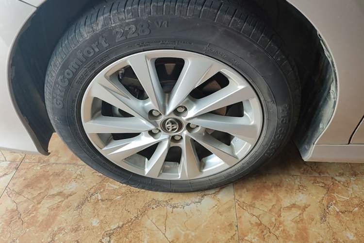 Used Toyota Camry 2021 2.0G Luxury Edition Left Front Wheel Hub