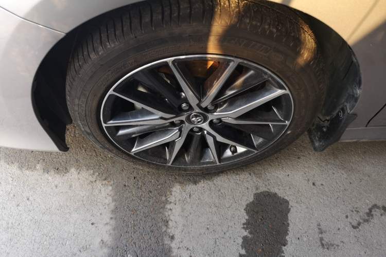Used Toyota Camry 2021 2.5G Luxury Edition Left Front Wheel Hub