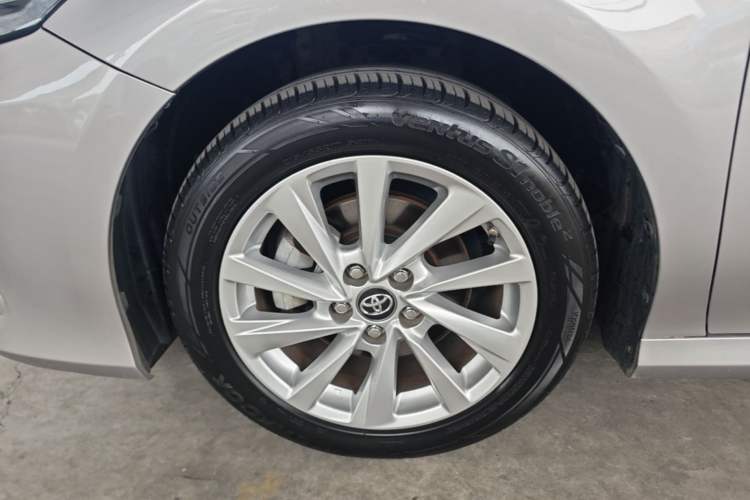 Used Toyota Camry 2021 2.0G Luxury Edition Left Front Wheel Hub