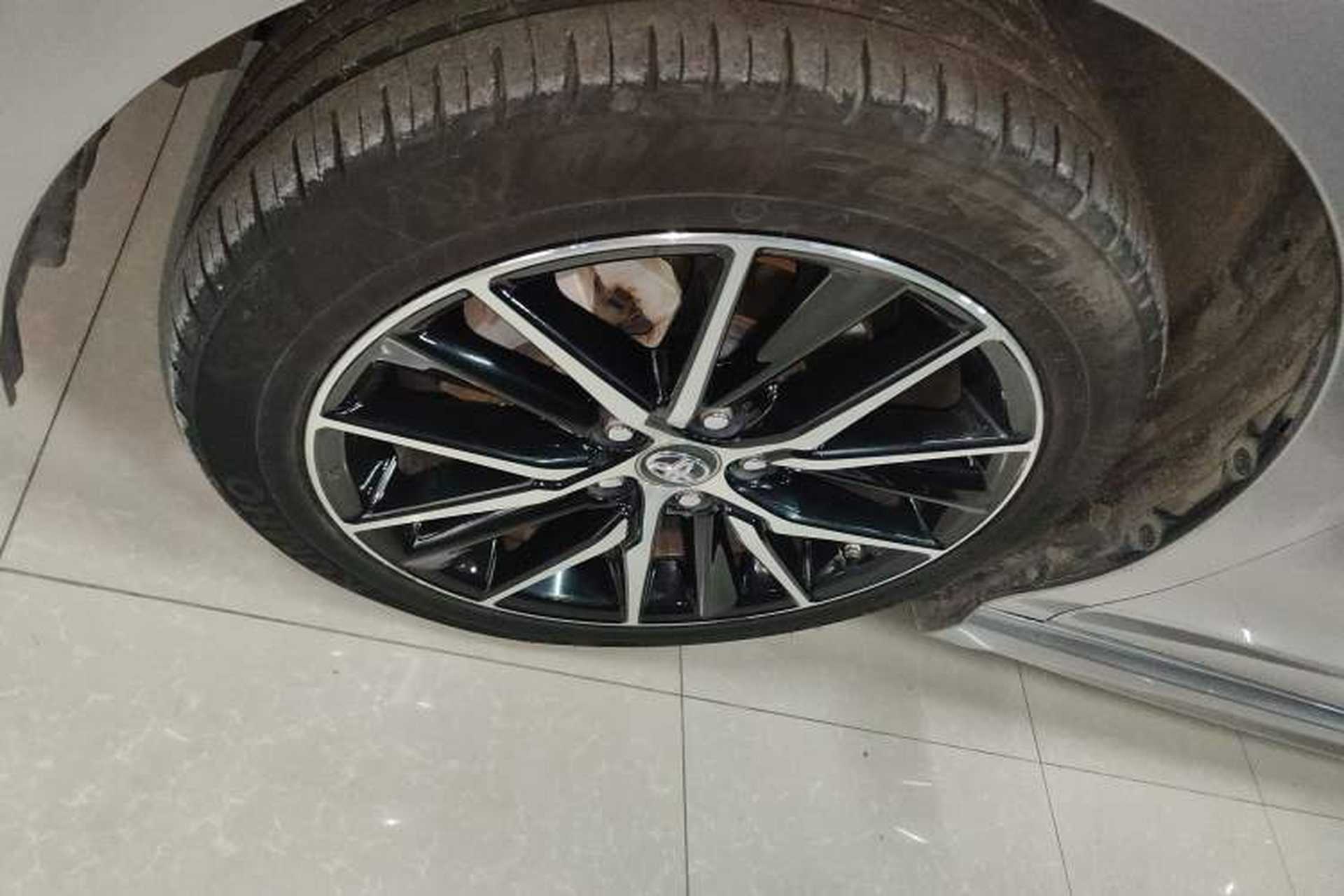 Used Toyota Camry 2021 Dual-Motor 2.5HS Fēngshàng Edition Left Front Wheel Hub