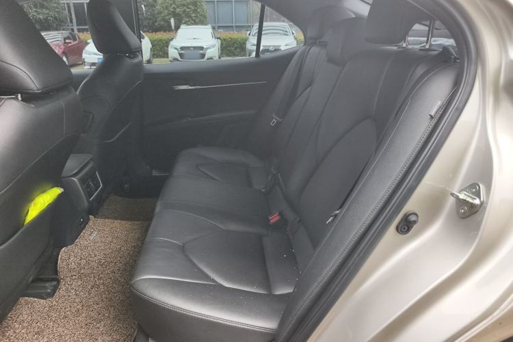 Used Toyota Camry 2021 2.0G Luxury Edition Left Rear Seat