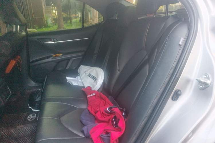 Used Toyota Camry 2021 2.0G Luxury Edition Left Rear Seat