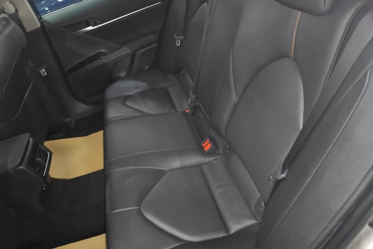 Used Toyota Camry 2021 2.0G Luxury Edition Left Rear Seat