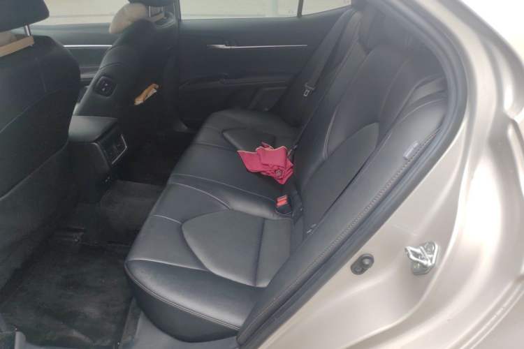 Used Toyota Camry 2021 2.0G Luxury Edition Left Rear Seat