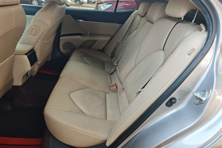 Used Toyota Camry 2021 2.0G Luxury Edition Left Rear Seat