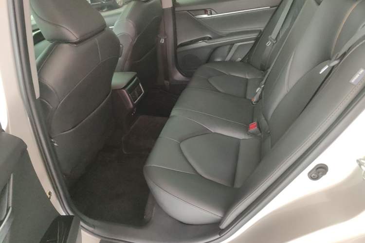 Used Toyota Camry 2021 2.5G Luxury Edition Left Rear Seat
