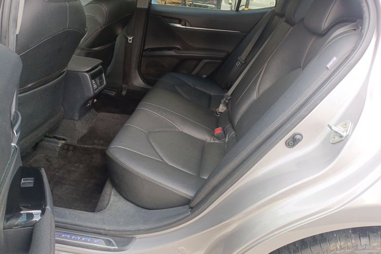 Used Toyota Camry 2021 2.0G Luxury Edition Left Rear Seat