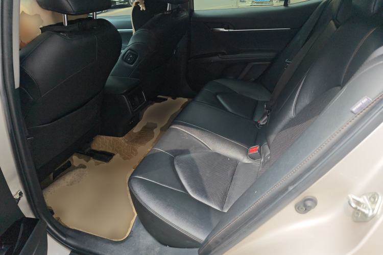 Used Toyota Camry 2021 2.0G Luxury Edition Left Rear Seat