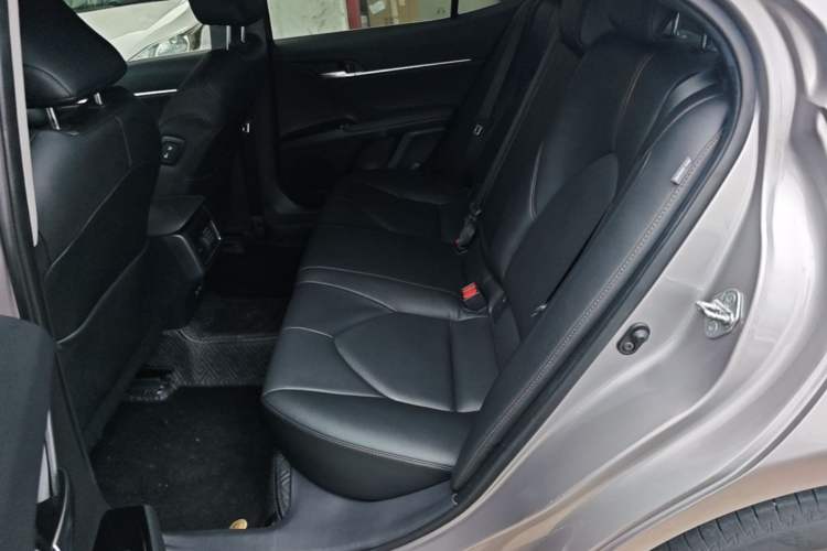 Used Toyota Camry 2021 2.0G Luxury Edition Left Rear Seat