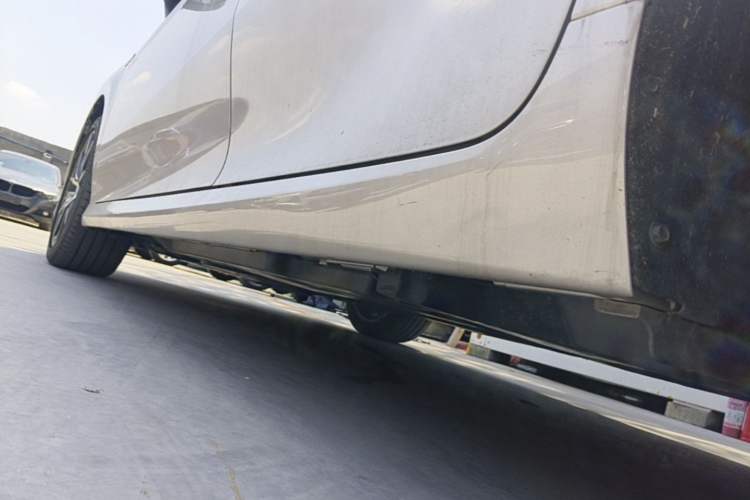 Used Toyota Camry 2021 Dual-Motor 2.5HG Luxury Edition Left Side Sill