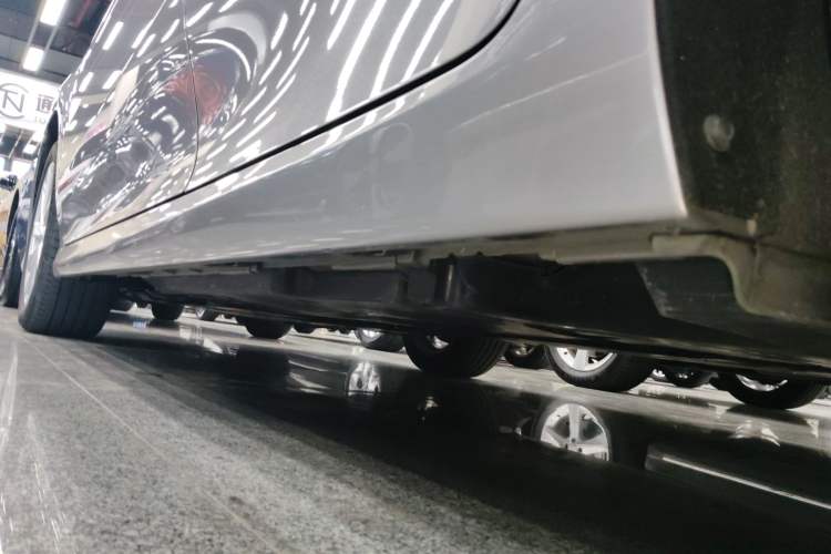 Used Toyota Camry 2021 2.0G Luxury Edition Left Side Sill