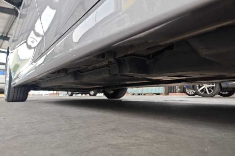 Used Toyota Camry 2021 2.0G Luxury Edition Left Side Sill
