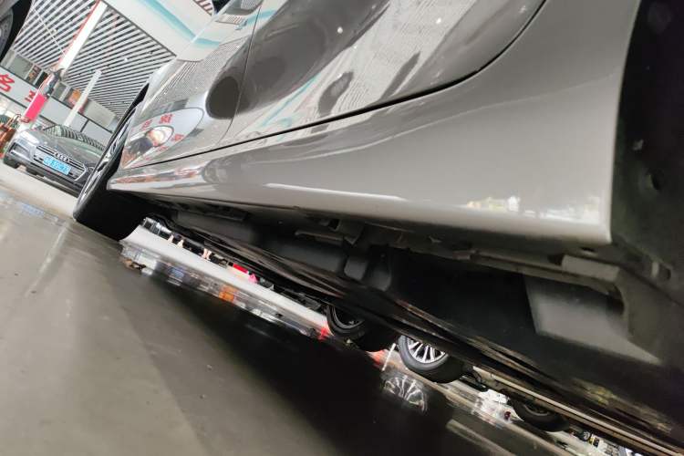 Used Toyota Camry 2021 2.5G Luxury Edition Left Side Sill