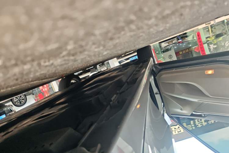 Used Toyota Camry 2021 2.0G Luxury Edition Left Side Sill
