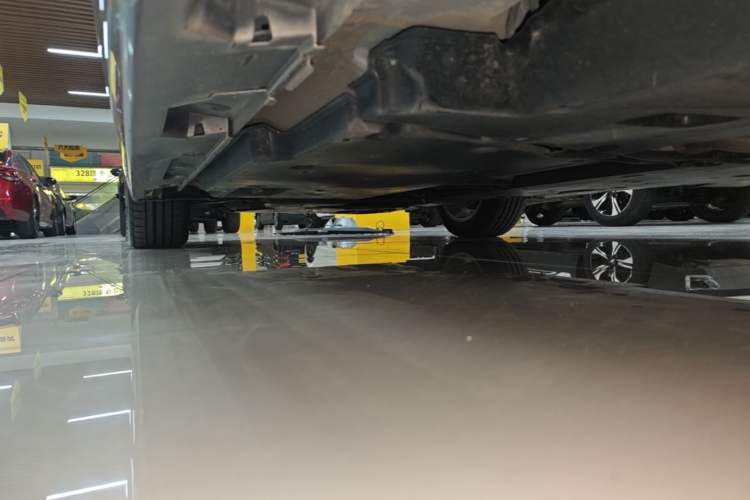 Used Toyota Camry 2021 2.0G Luxury Edition Left Side Sill