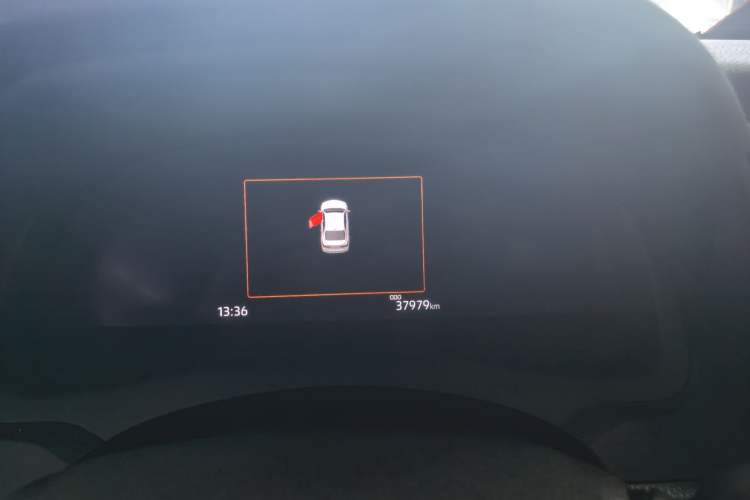 Used Toyota Camry 2021 Dual-Motor 2.5HG Luxury Edition Odometer Close Up