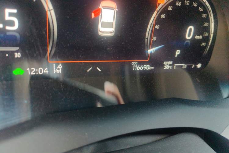 Used Toyota Camry 2021 Dual-Motor 2.5HG Luxury Edition Odometer Close Up