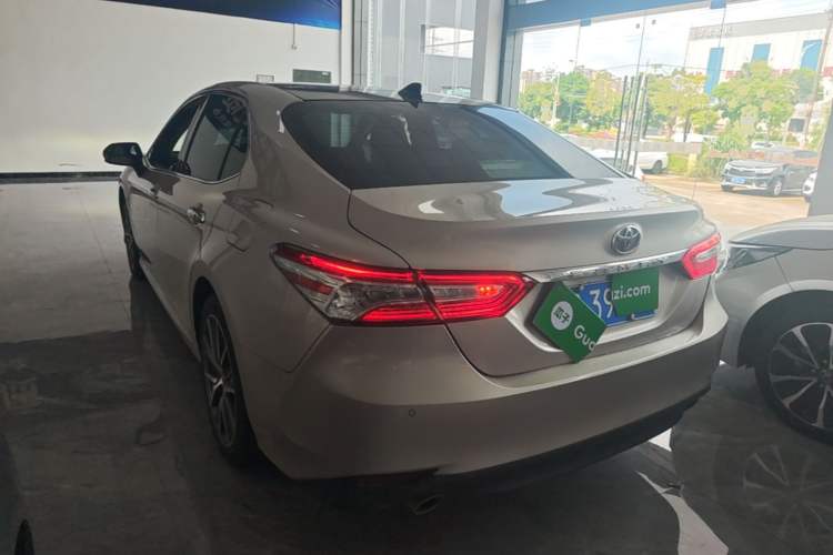 Used Toyota Camry 2021 2.5G Luxury Edition Rear Left 45 Deg