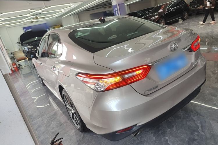 Used Toyota Camry 2021 2.5G Luxury Edition Rear Left 45 Deg