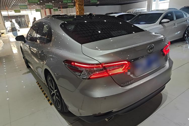 Used Toyota Camry 2021 2.5G Luxury Edition Rear Left 45 Deg