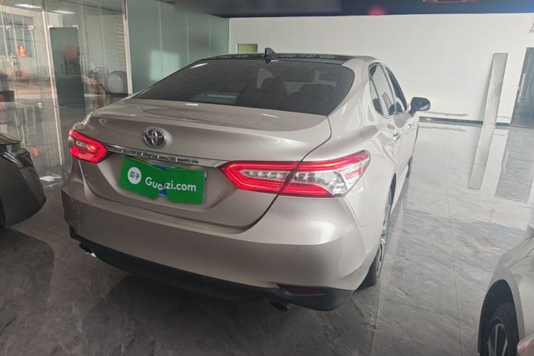 Used Toyota Camry 2021 2.5G Luxury Edition Rear Right 45 Deg