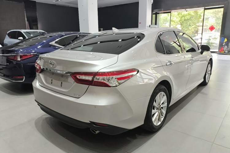 Used Toyota Camry 2021 2.0G Luxury Edition Rear Right 45 Deg