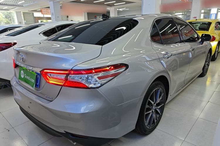 Used Toyota Camry 2021 2.5G Luxury Edition Rear Right 45 Deg